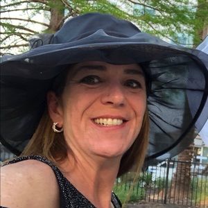 Meet your Posher, Valerie